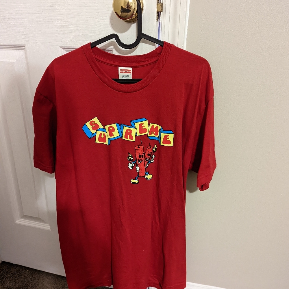 Supreme Red Shirt (Medium)